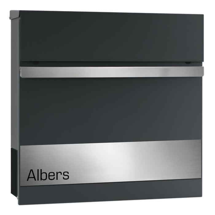 AlbersDesign Briefkasten B3 anthrazit (RAL7016) personalisiert mit Edelstahlschild