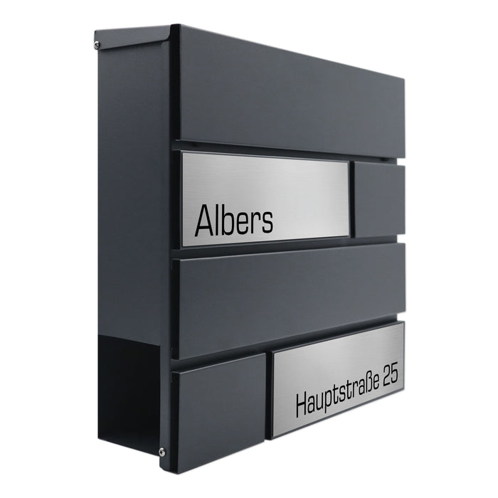 AlbersDesign Briefkasten B4 anthrazit (RAL7016) personalisiert mit Edelstahl-Schildern