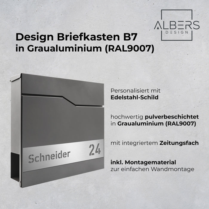 AlbersDesign Briefkasten B7 in Graualuminium (RAL9007) personalisiert mit Edelstahlschild