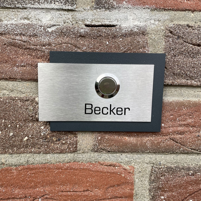 AlbersDesign personalisierte Edelstahl-Klingel K5 mit 3D-Effekt in Anthrazit (RAL7016)