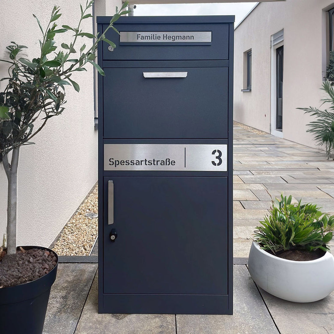 Paketbox PB1 mit Briefkasten | anthrazit - RAL7016 | personalisiert mi ...