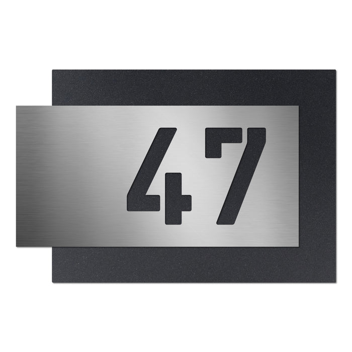Edelstahl-Hausnummer, mit 3D Effekt, Rückwand pulverbeschichtet in DB703, Frontblende in Edelstahl