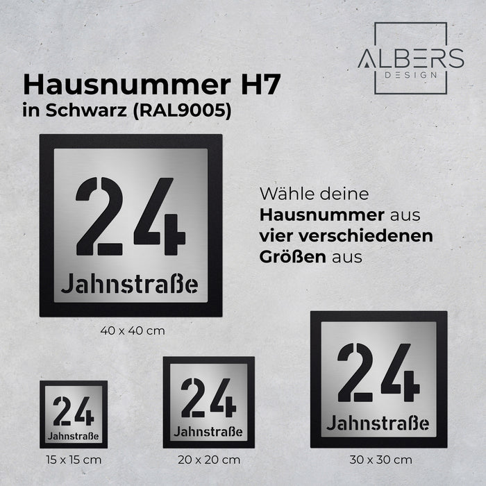 Edelstahl-Hausnummer mit Straße im 3D Effekt, Rückwand pulverbeschichtet in RAL9005, Frontblende in Edelstahl